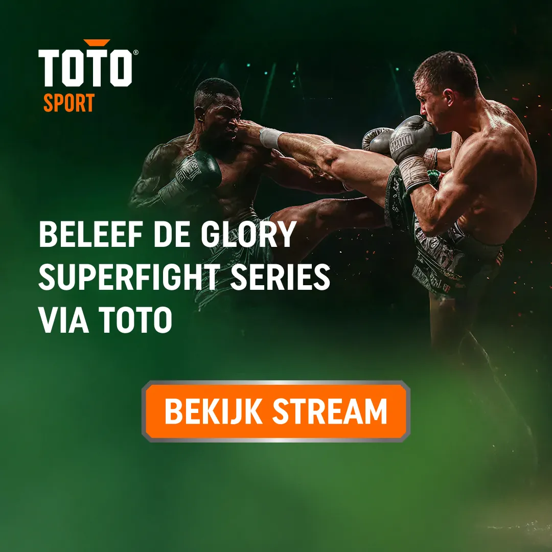 Twee vechters in actie tijdens de GLORY Superfight Series met TOTO Sport